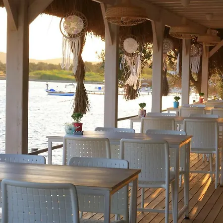 Mola Glamping * Cunda