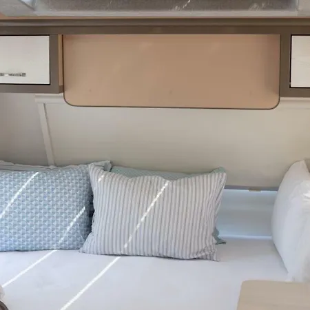 Mola Glamping